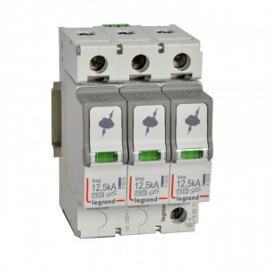 УЗИП (разрядник) Legrand T1+T2, 3P, 12.5kA(10/350мкс), 25кА(8/20мкс), класс B+C, сигнальный контакт